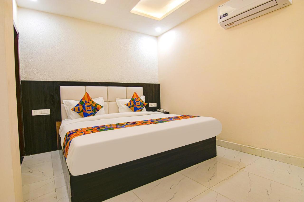 Fabhotel Palm Plaza Zirakpur Extérieur photo